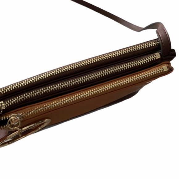 ❌ [SOLD] Maison de Roem Triple Pouch Crossbody - Picture 16 of 16